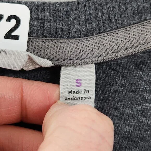 Athleta Dress Womens Small Gray Topanga Ruched T Shirt Stretch V Neck Casual - Picture 8 of 12